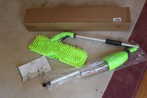 lot 553 image: New ecoegg spray and flip mop...