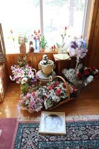 lot 570 image: Huge artificial flower lot with vas...