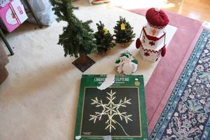 lot 571 image: Mini christmas trees, light up star...