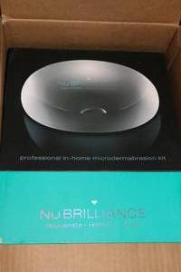lot 608 image: Professional in-home microdermabras...