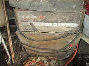 lot 8 image: Powr Kraft 295 continuous amperage ...