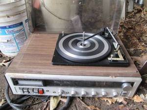 lot 57 image: Vintage Craig AMFM Stereo receiver...