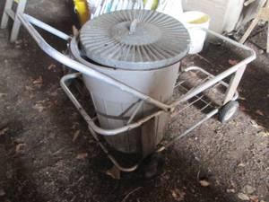 lot 60 image: Portable GarbageRecycling can movi...