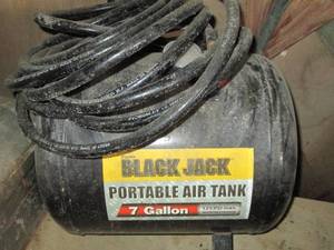 Black Jack portable 7-gallon air ta...