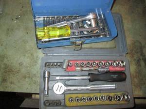 lot 102 image: (2) 14in drive socketnut driver s...