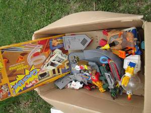 lot 111 image: Hot wheels crack-ups crash coarse i...