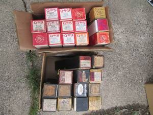 lot 113 image: Another 2-box lot of vintage player...