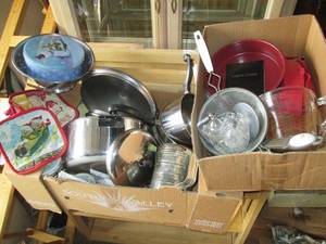 lot 132 image: Pots, pans, metal strainer, bakewar...