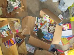 lot 143 image: Lot of assorted games and activity ...