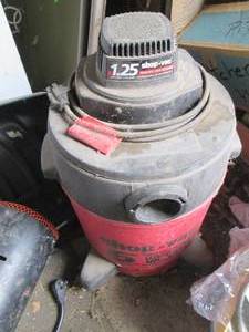 lot 150 image: 6-gallon wetdry Shop Vac without h...