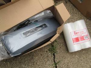 lot 159 image: New in box Aoozi vacuum Sealer and ...