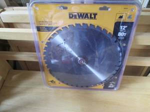 lot 178 image: 12in Dewalt saw blade...