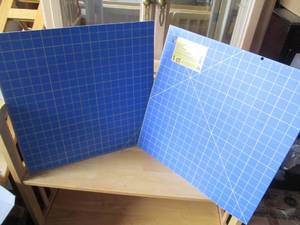 lot 179 image: 2-Dritz 24x36in craft cutting mats...