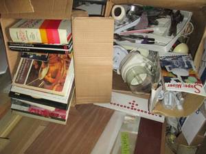 lot 194 image: KitchenAid Chopper, super mixer, fl...