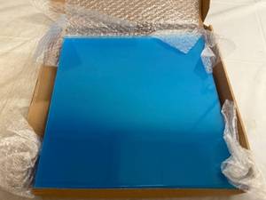 lot 22 image: 5ct of 12 x 12 x 0.08 Plexiglass Panels