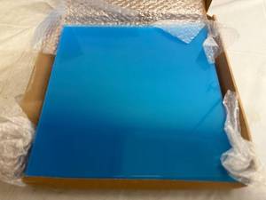 lot 23 image: 5ct of 12 x 12 x 0.08 Plexiglass Panels