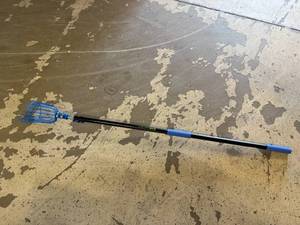lot 57 image: 18ft Eversprout Telescopic Pole with Apple Picker Attachment