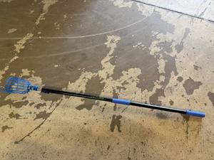 lot 59 image: 18ft Eversprout Telescopic Pole with Apple Picker Attachment