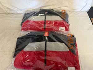 lot 67 image: Womens Cutter and Buck Insulated Pullover - Large