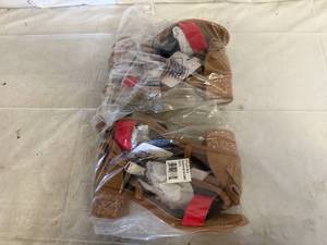 lot 72 image: 2 Pairs of Muk Luks Sandals - Size 9