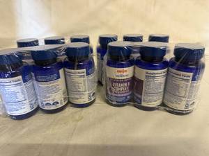 lot 83 image: 12 Bottles of Meijer Wellness Vitamin B Complex