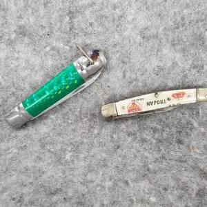 lot 23 image: Trojan Seed Knife and Other Knife