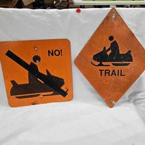 lot 72 image: great Northern Railway and John Deere Signs