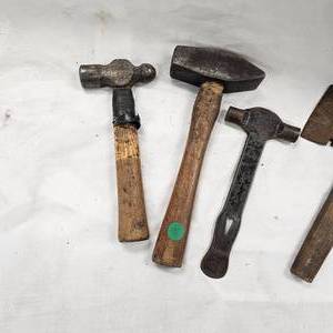 lot 95 image: Box of 4 Miniature Hammers