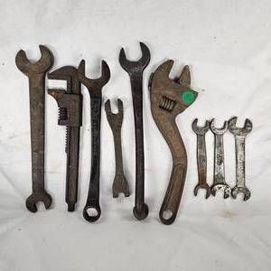 lot 97 image: FordFordson Company Tools