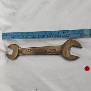 lot 143 image: Ampco Beryllium Copper Combo Wrench, Pretty Rare Find-non Sparking, non Magnetic 1 14 and 1 716 Size