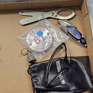 lot 163 image: Harley Lot including Glasses, Gremlin Bell 81 Support Crew