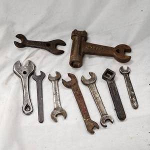 lot 172 image: Lot of 9 Early 20th Century Specialty Tools