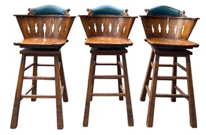 lot 49 image: Set of Three Vintage Wooden Barstools (Similar Stools Featured in Caddyshack)