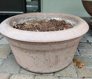 lot 111 image: Beautiful Cement Planter