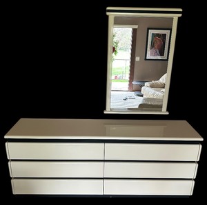 lot 6A image: Postmodern Rougier High Gloss White Six Drawer Lacquered Dresser with Mirror