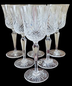 lot 128 image: Wedgewood A Royal Collection, Full Lead Crystal Stemware including Wine,  Majesty Goblet and Champagne Flutes