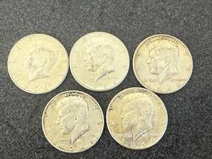 lot 36 image: 5 1964 Kennedy Half Dollars