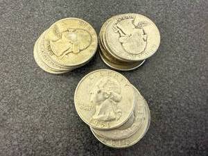 lot 101 image: 15 Silver Washington Quarters