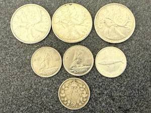 lot 104 image: Canadian Silver Coins