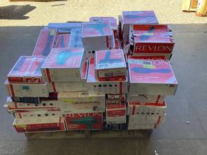 lot 616 image: Wholesale Pallet of Hair Tools