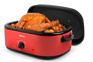 lot 131 image: Aroma 18Qt. Electric Roaster Oven with High Dome Lid