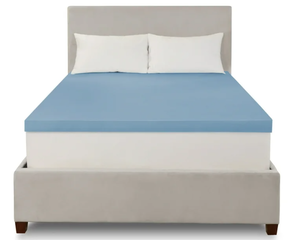 lot 644 image: King Size Mainstays 3 Memory Foam Mattress Topper