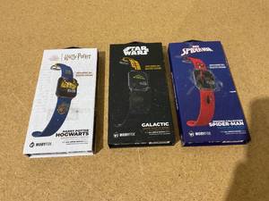 lot 269 image: LOT OF 3 Smart Watch Bands