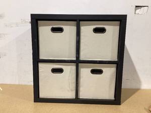 lot 660 image: Members Mark 4 Cube Room Organizer