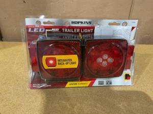 lot 200 image: Hopkins Towing Solutions LED Submersible Combination Trailer Light Kit with Integrated Back-Up Lights C7426