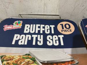 lot 308 image: LOT OF 4 10PCS Buffet Set Including Fuel Party Supply Set