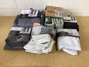 lot 482 image: LOT OF 6 Curtains
