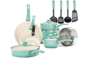 lot 519 image: GreenLife Soft Grip 16 Piece Cookware Set, Non-Toxic PFAS-Free Ceramic Nonstick, Pots, Frying, Sauce, Saute, Glass Lids, Stay-Cool Handles, Wobble Free Bases, Dishwasher & Oven Safe, Turquoise
