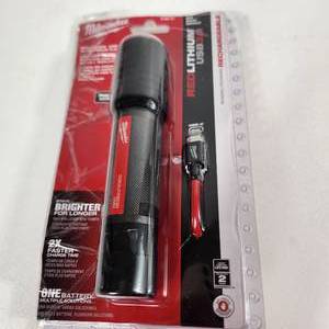 lot 38 image: Milwaukee Red Lithium USB 3.0 Rechargeable Slide Focus Flashlight Open Package