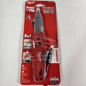 lot 40 image: Open Box Milwaukee Press And Flip Fastback 5in1 Folding Knife 48-22-1540